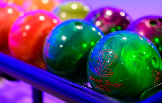 bowling-balls-on-ball-return